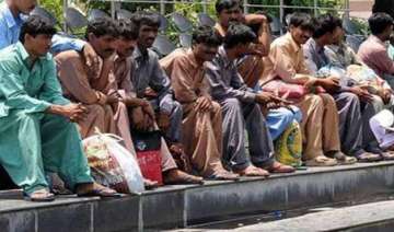 india frees nine pakistani fishermen - India TV india frees nine pakistani fishermen - India TV