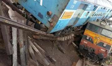 twin train mishap 4 horrifying survivor tales -... twin train mishap 4 horrifying survivor tales -...