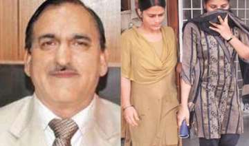 kashmir minister s daughter caught in munnabhai... kashmir minister s daughter caught in munnabhai...