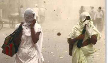 severe dust storm kills 14 people in uttar... severe dust storm kills 14 people in uttar...