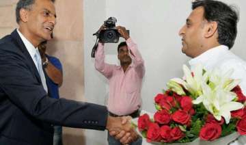 richard verma meets up cm akhilesh yadav... richard verma meets up cm akhilesh yadav...