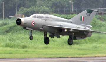 iaf aircraft crashes in budgam - India TV iaf aircraft crashes in budgam - India TV