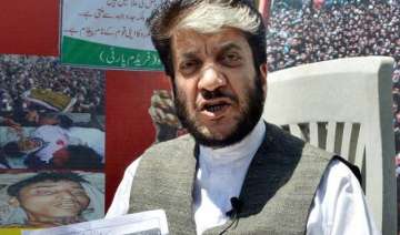 kashmiri separatist shabir shah leaves for delhi... kashmiri separatist shabir shah leaves for delhi...