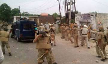 army stages flag march in samba 14 injured in... army stages flag march in samba 14 injured in...