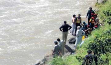 two youths die after drowning in river jhelum -... two youths die after drowning in river jhelum -...