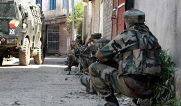 let district commander killed in kashmir - India... let district commander killed in kashmir - India...