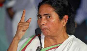 mamata banerjee flays centre over food security... mamata banerjee flays centre over food security...