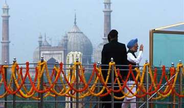 manmohan singh to hoist flag at red fort for 10th... manmohan singh to hoist flag at red fort for 10th...