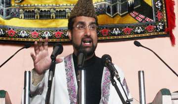 mirwaiz welcomes anna s anti graft agitation -... mirwaiz welcomes anna s anti graft agitation -...