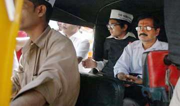 mumbai auto driver who drove arvind kejriwal... mumbai auto driver who drove arvind kejriwal...