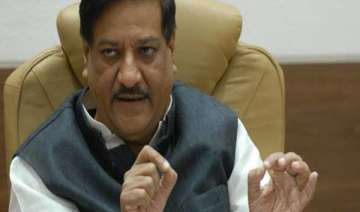 mumbai gangrape cm meets victim s family - India... mumbai gangrape cm meets victim s family - India...