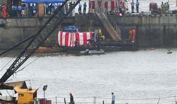 sindhurakshak tragedy crew s families to get... sindhurakshak tragedy crew s families to get...