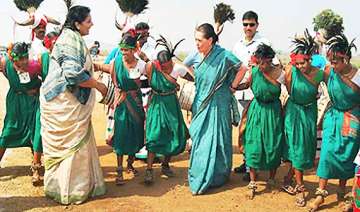 sonia surprises many by dancing with tribal women... sonia surprises many by dancing with tribal women...