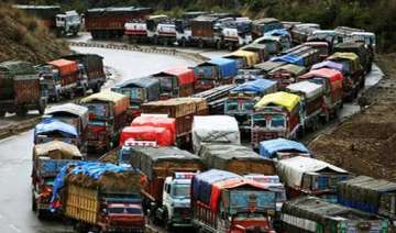 srinagar leh nh blocked due to cloudburst - India... srinagar leh nh blocked due to cloudburst - India...