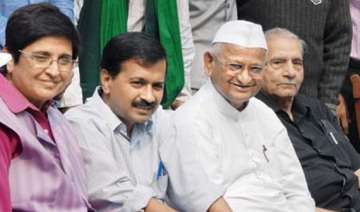 team anna hands over files to sonia s office -... team anna hands over files to sonia s office -...