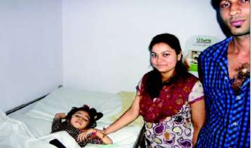 4 year old girl survives fall from 5th floor in... 4 year old girl survives fall from 5th floor in...