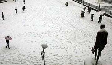 600 structures damaged in kashmir due to heavy... 600 structures damaged in kashmir due to heavy...
