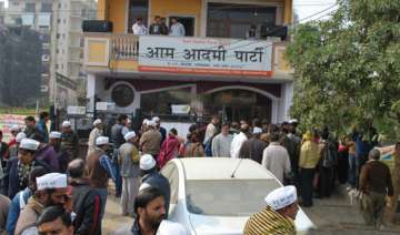 50 aap workers join bjp in ghaziabad - India TV 50 aap workers join bjp in ghaziabad - India TV