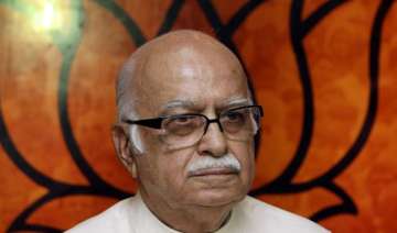 advani bats for compulsory voting - India TV advani bats for compulsory voting - India TV