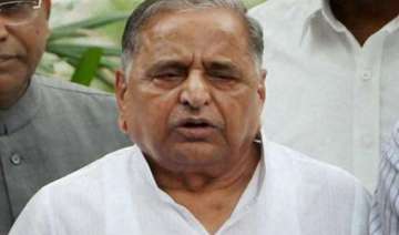 congress leaders meet mulayam seek support for... congress leaders meet mulayam seek support for...