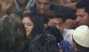 nagma slaps youth at poll meeting - India TV nagma slaps youth at poll meeting - India TV