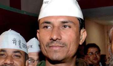 aap legislator booked for attacking ndmc employee... aap legislator booked for attacking ndmc employee...