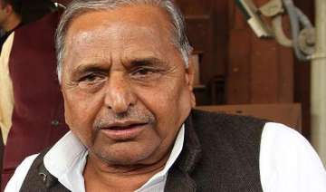 court summons mulayam singh yadav for rape remark... court summons mulayam singh yadav for rape remark...