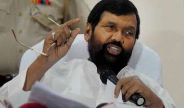 sonia gandhi was insulted by nitish lalu at... sonia gandhi was insulted by nitish lalu at...