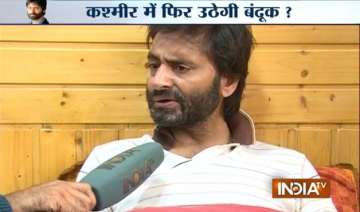 yasin malik warns govt against arresting... yasin malik warns govt against arresting...