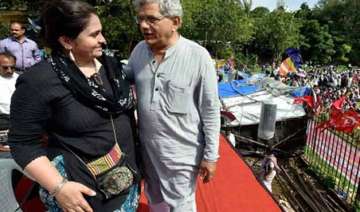 pm has turned maunendra modi on issue of graft... pm has turned maunendra modi on issue of graft...