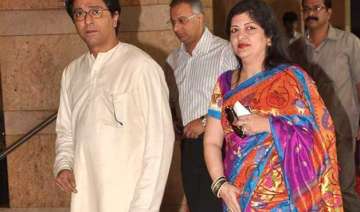 raj thackeray s wife has plastic surgery after... raj thackeray s wife has plastic surgery after...