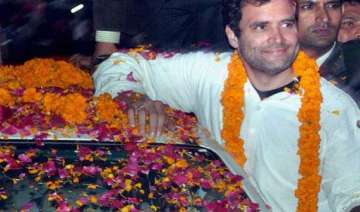 live reporting rahul meets rickshaw pullers... live reporting rahul meets rickshaw pullers...