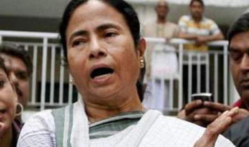 mamata arrives in delhi meets mulayam to see... mamata arrives in delhi meets mulayam to see...