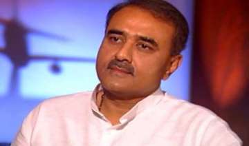 praful patel woos trinamool congress mps - India... praful patel woos trinamool congress mps - India...