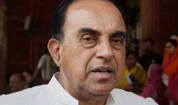 swamy meets akhilesh over allegations against... swamy meets akhilesh over allegations against...