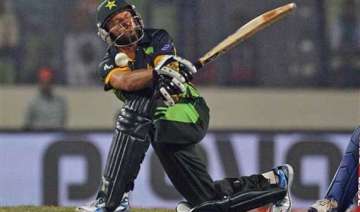 hafeez hopes afridi gets fit before world... hafeez hopes afridi gets fit before world...