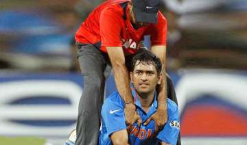 hectic schedule will drain players says dhoni -... hectic schedule will drain players says dhoni -...