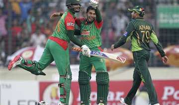 ban vs pak bangladesh beats pakistan by 79 runs... ban vs pak bangladesh beats pakistan by 79 runs...