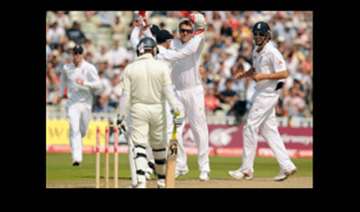 pakistan reeling at 94 for 5 - India TV pakistan reeling at 94 for 5 - India TV