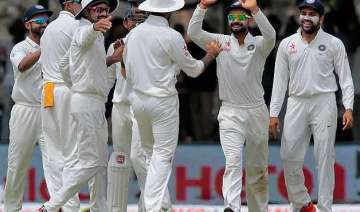 galle test sri lanka all out for 183 on day 1... galle test sri lanka all out for 183 on day 1...