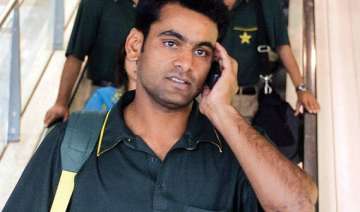 mohammad hafeez faces uphill task to save his... mohammad hafeez faces uphill task to save his...