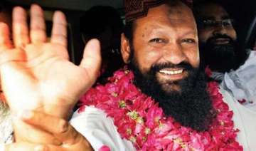 pak govt gives security to man who masterminded... pak govt gives security to man who masterminded...