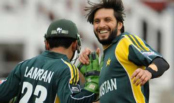 shahid afridi top prize in bangladesh twenty20... shahid afridi top prize in bangladesh twenty20...