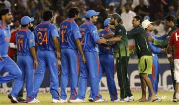 team india went to bat in mohali on empty stomach... team india went to bat in mohali on empty stomach...