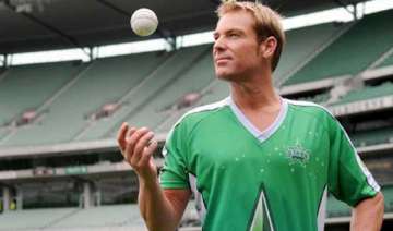 warne burns bowling fingers ahead of comeback -... warne burns bowling fingers ahead of comeback -...