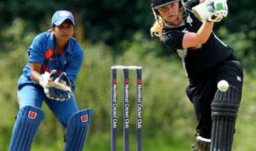 women s quadrangular india slump to another loss... women s quadrangular india slump to another loss...