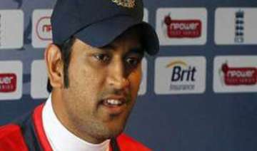 zaheer may not play in second test says dhoni -... zaheer may not play in second test says dhoni -...
