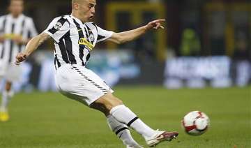 cannavaro retires from football on medical advice... cannavaro retires from football on medical advice...