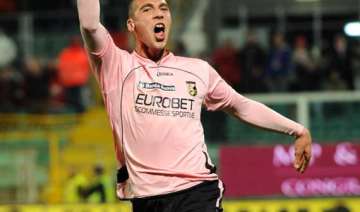 fulham signs swiss midfielder pajtim kasami -... fulham signs swiss midfielder pajtim kasami -...