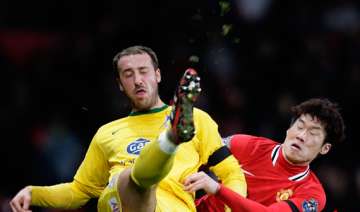 man united knocked out of cup by crystal palace -... man united knocked out of cup by crystal palace -...